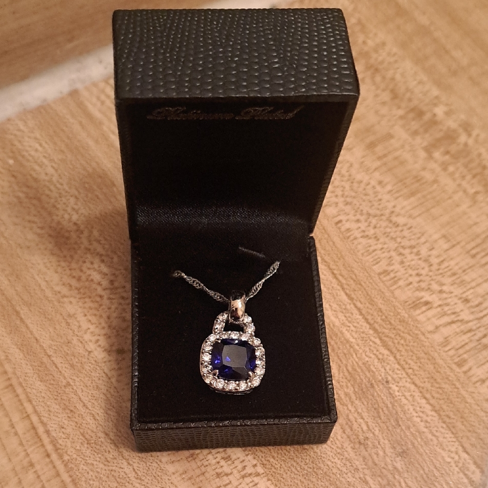 Silver Necklace With Purple Stone